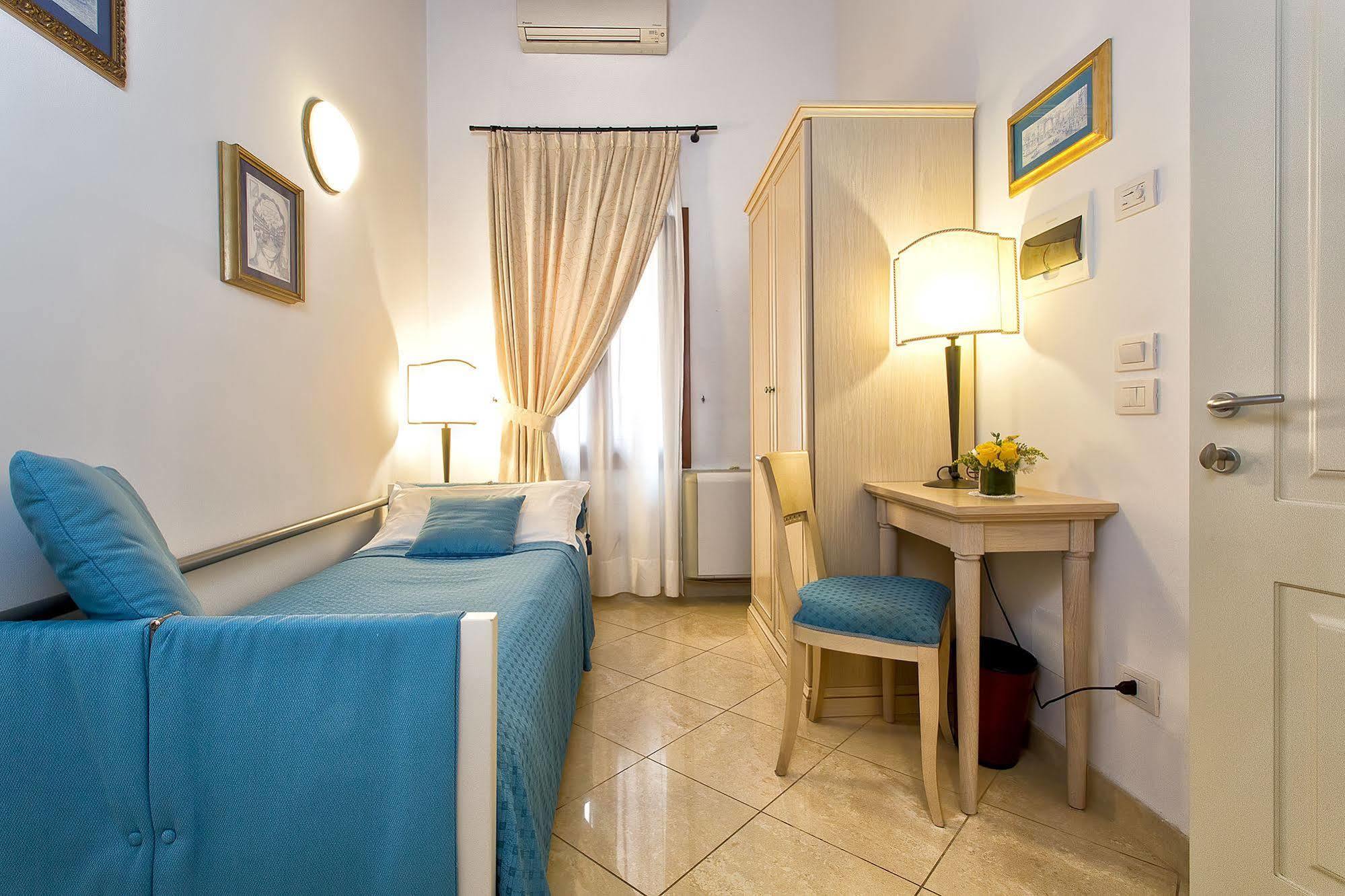 Couette-café Vite Dorata 3*
