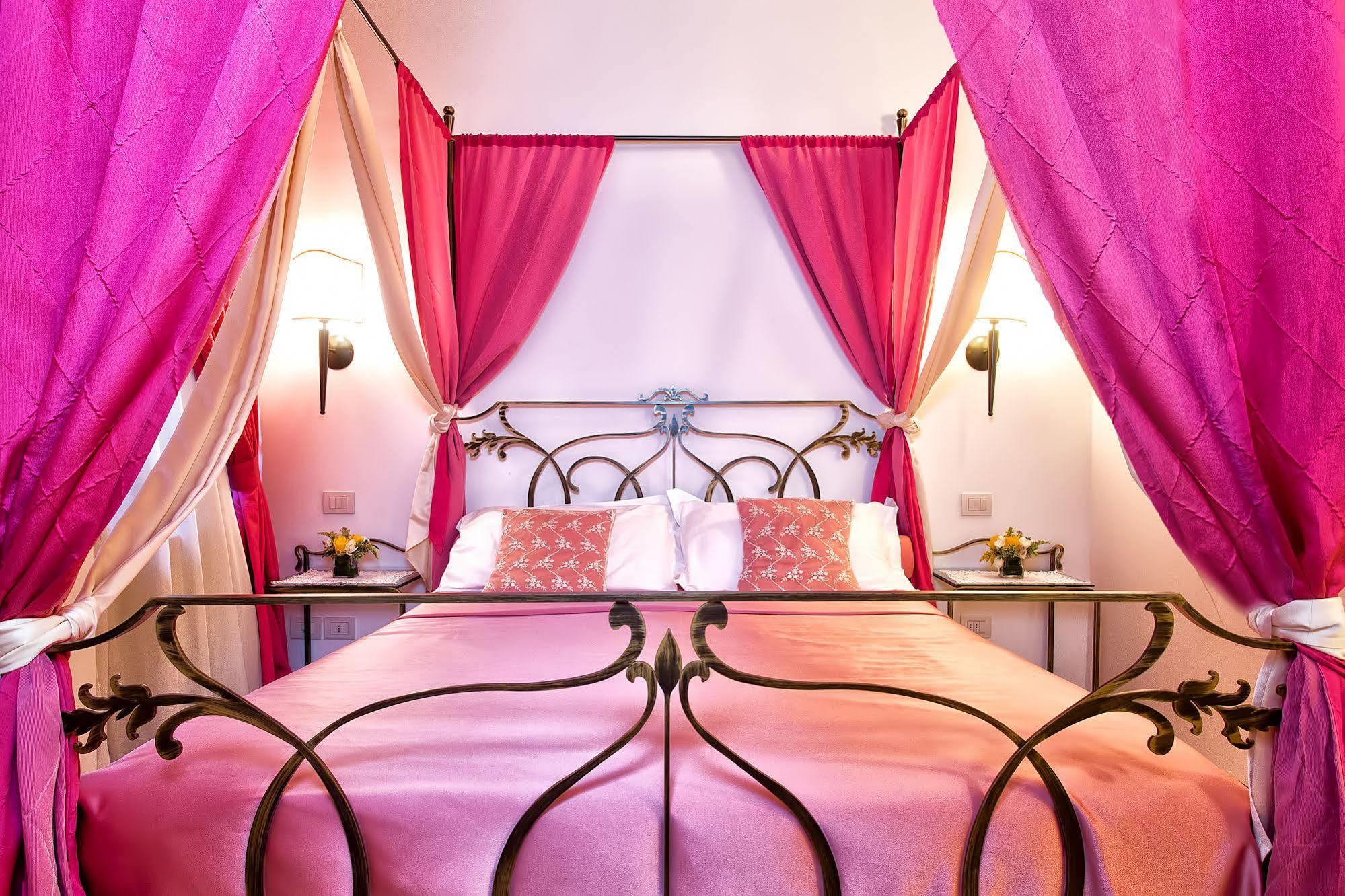 Vite Dorata Couette-café 3*